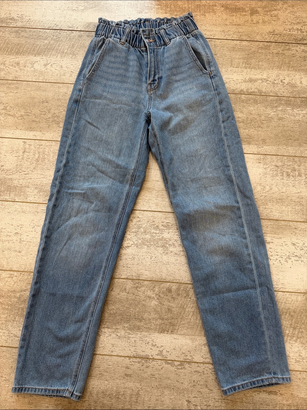 American Eagle Paperbag Waist Jeans - Size 00 Short